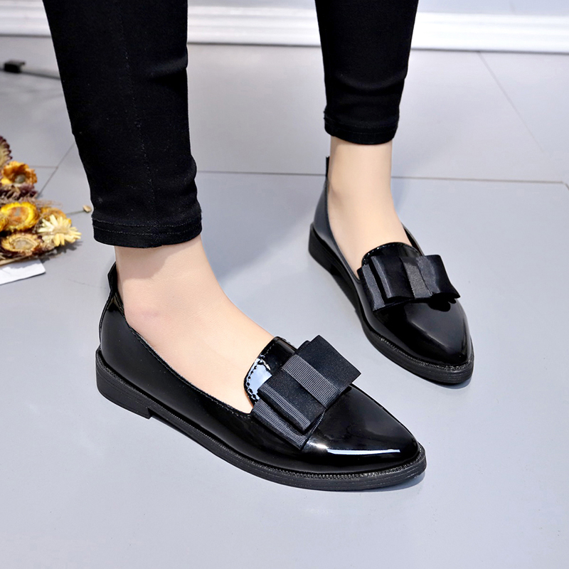 Black/ Wine Red Patent Leather - Home Office Size recension och pris